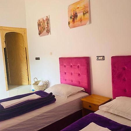 Hotel Kasbah Ait Bouguemez Agouti Exterior foto