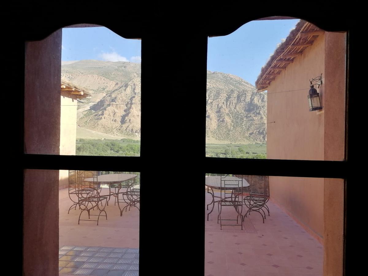 Hotel Kasbah Ait Bouguemez Agouti Exterior foto